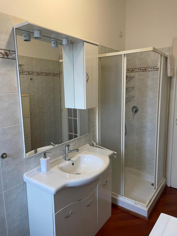 Adriano Metro & Comfort Suites - Affitti Brevi Italia Милано Екстериор снимка